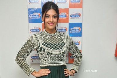 Mehreen Pirzada At Radio City For Mahanubhavudu Song Launch
